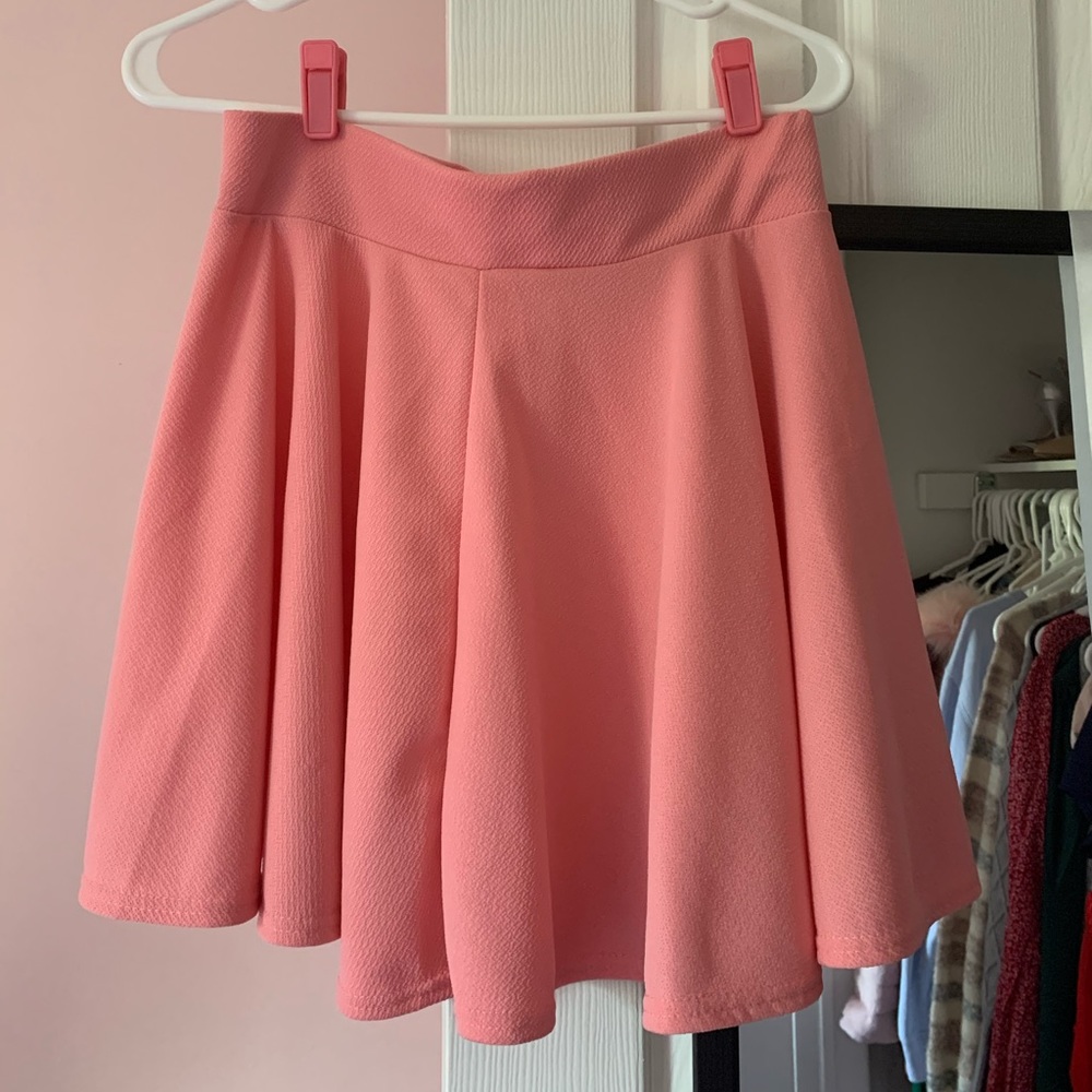 Light pink skater skirt with stretchy waist band